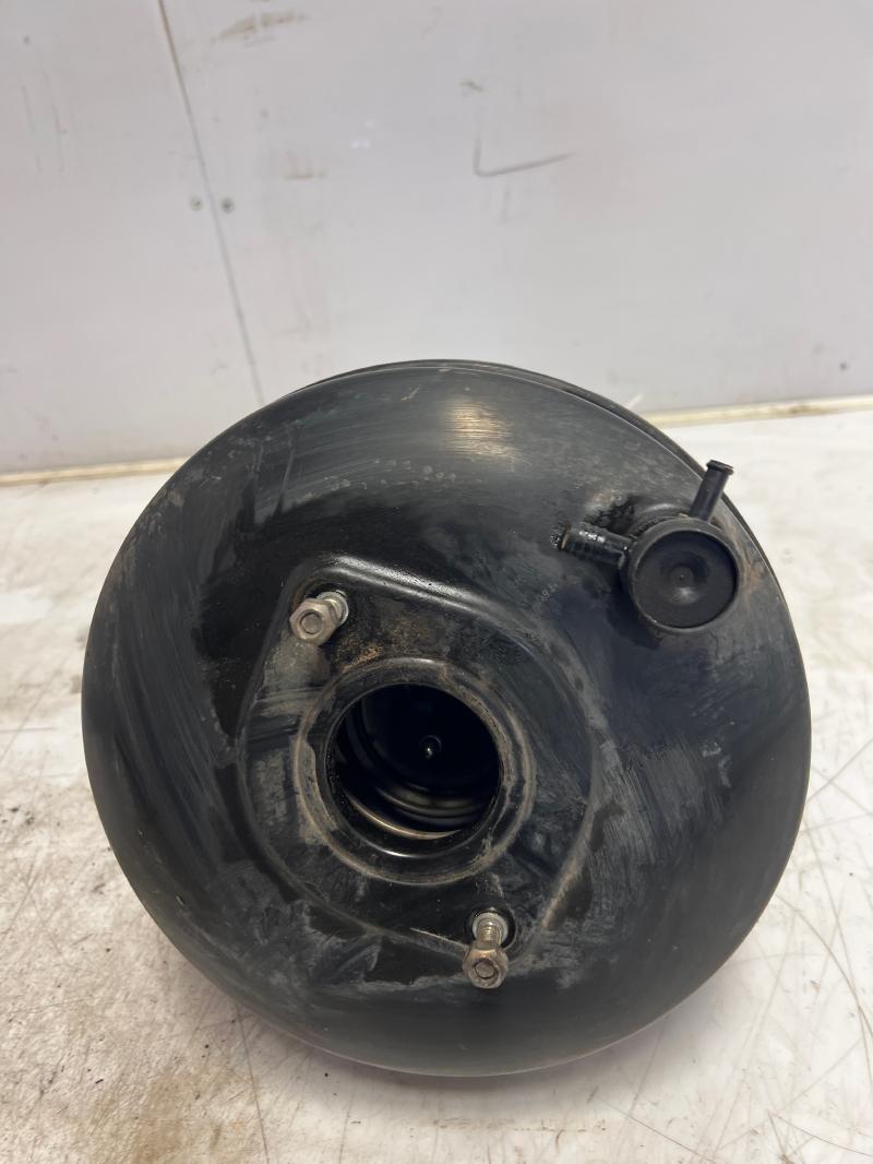 2002 - 2005 Dodge Ram 1500 Power Brake Booster OEM 05080887AA
