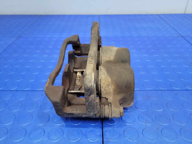 1996 Mazda B2300 Caliper