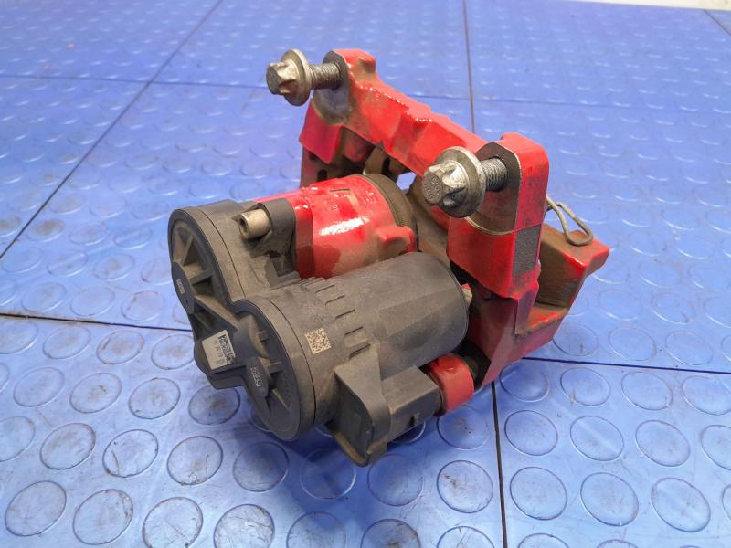 2018 Maserati Ghibli Caliper
