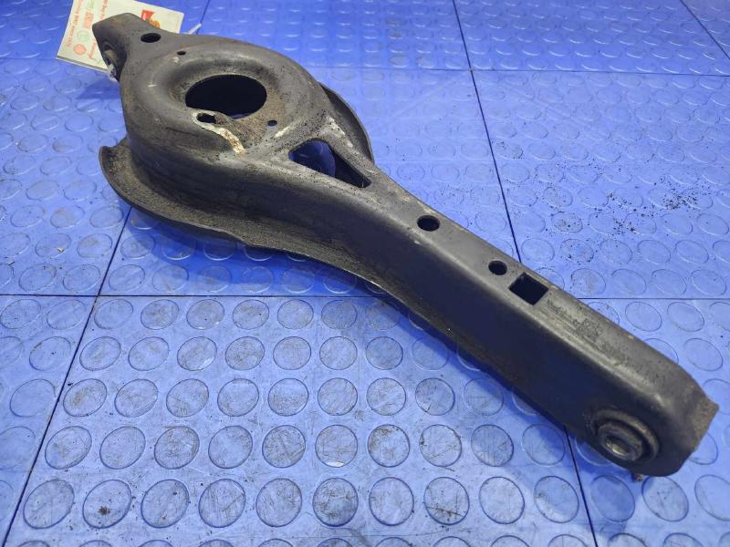 2013 Ford Escape Lower Control Arm Rr