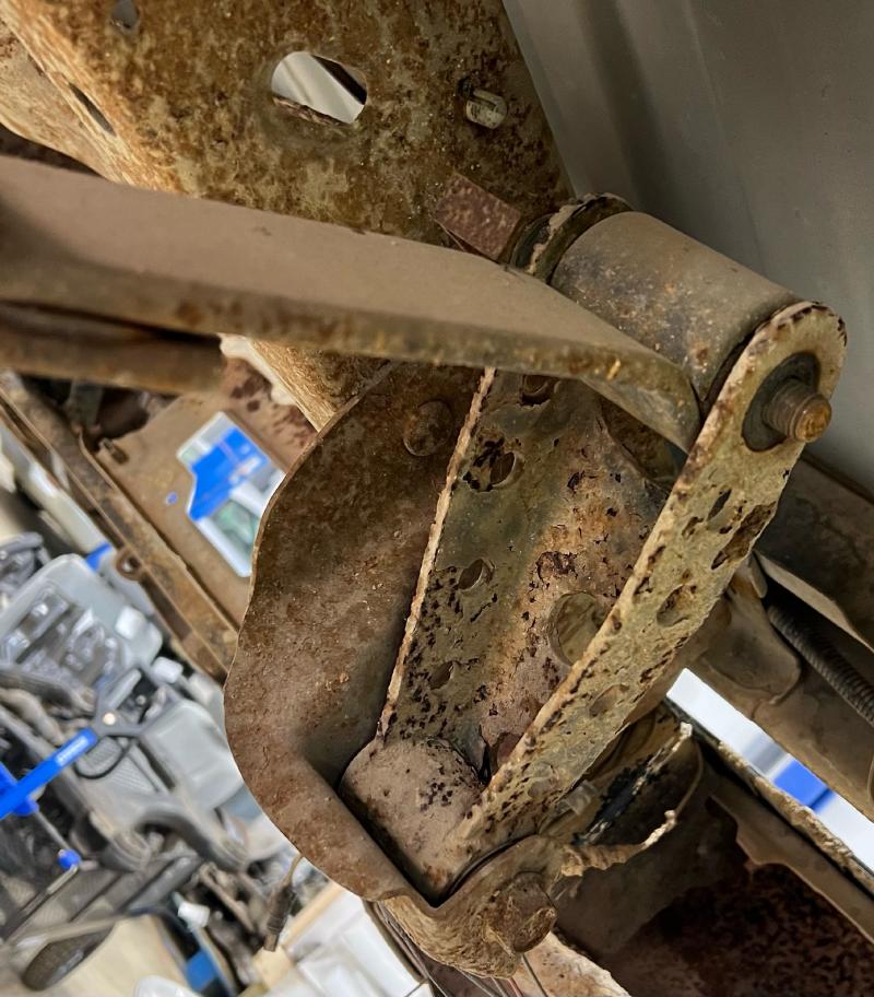 1998 Ford F-150 Leaf Spring Rear
