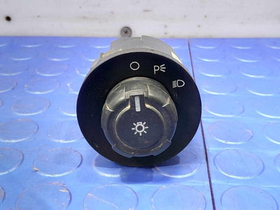 2013 Ford F-250 Super Duty Headlight Switch (Dash Mtd)