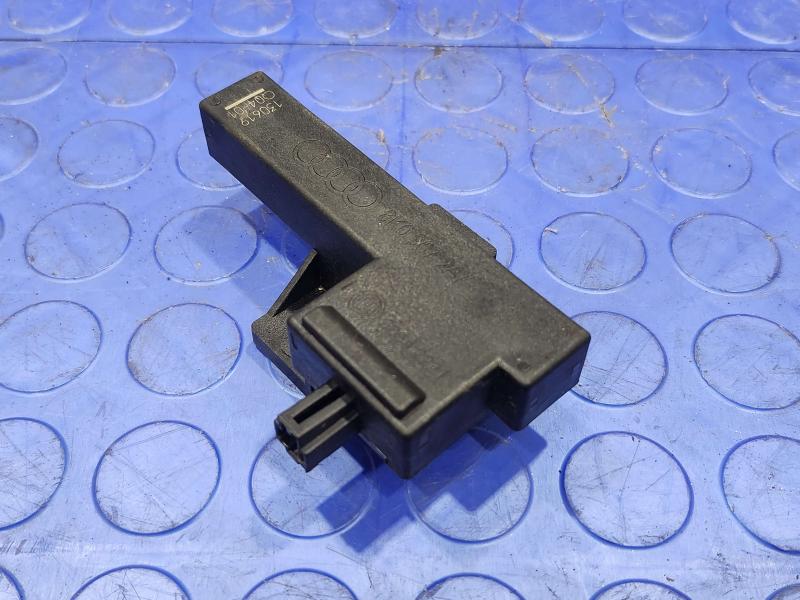 2012-2018 Audi A7 Keyless Entry Antenna Genuine OEM Part 8K0907247