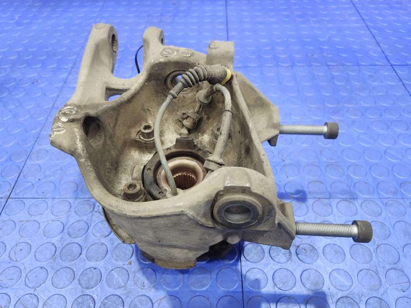 2011 Maserati Quattroporte Rear Knuckle/Stub Axle