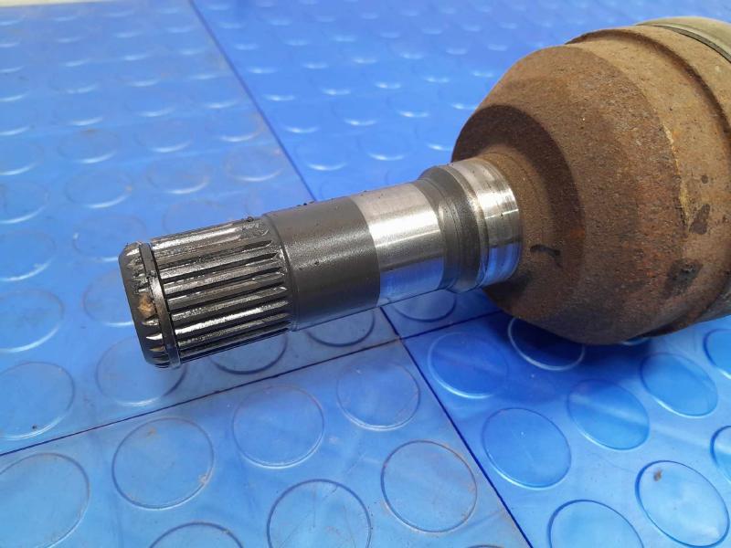 2007 Pontiac Solstice Axle Shaft