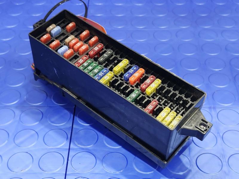 2016 Volkswagen Jetta Cabin Fuse Box