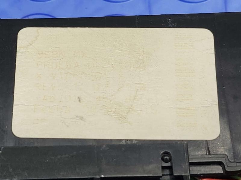 2016 Volkswagen Jetta Cabin Fuse Box