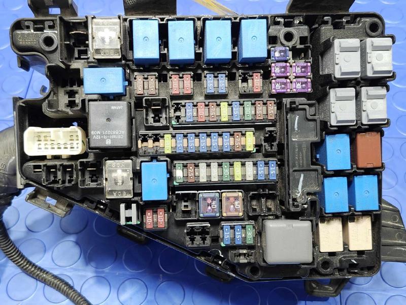 2015 Subaru Legacy Engine Fuse Box
