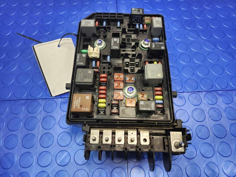 2019 Chevrolet Equinox Engine Fuse Box