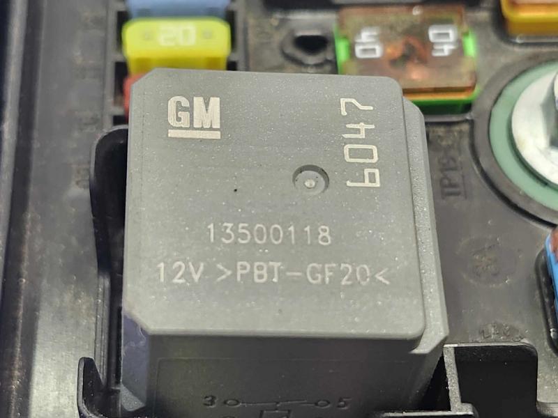 2019 Chevrolet Equinox Engine Fuse Box