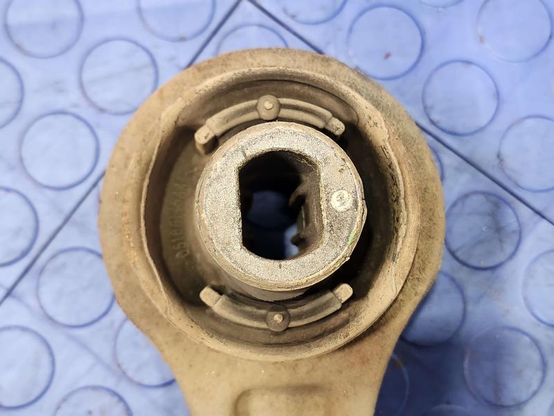 2014 Chrysler 300 Lower Control Arm Front