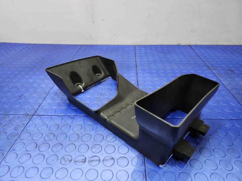 2016-2018 Hyundai Tucson Intercooler Air Guide Genuine OEM Part 28277-2B740