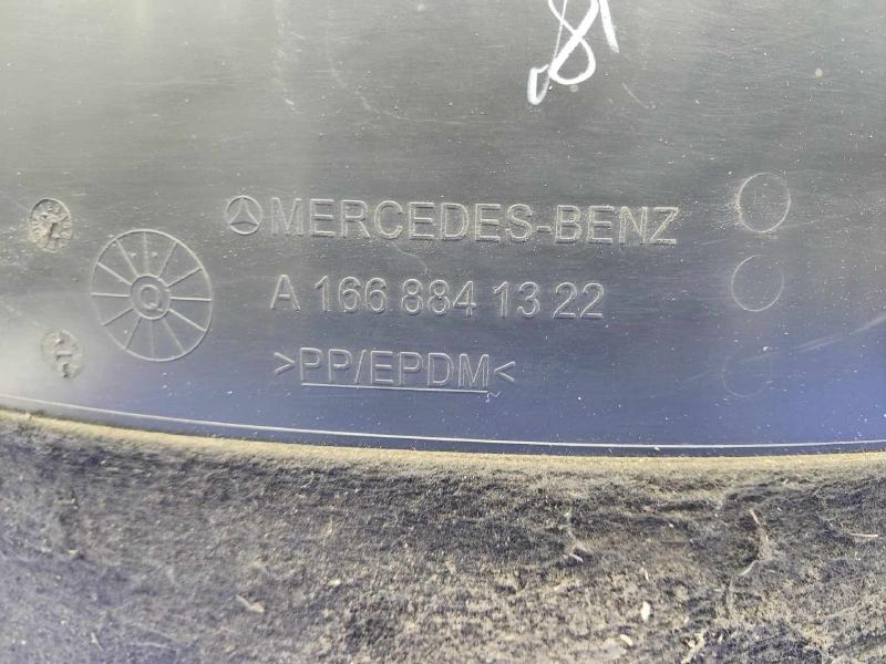 2012 Mercedes ML-Class Inner Fender Liner