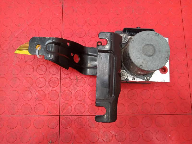 2016 Chrysler 200 Anti-Lock Brake Parts
