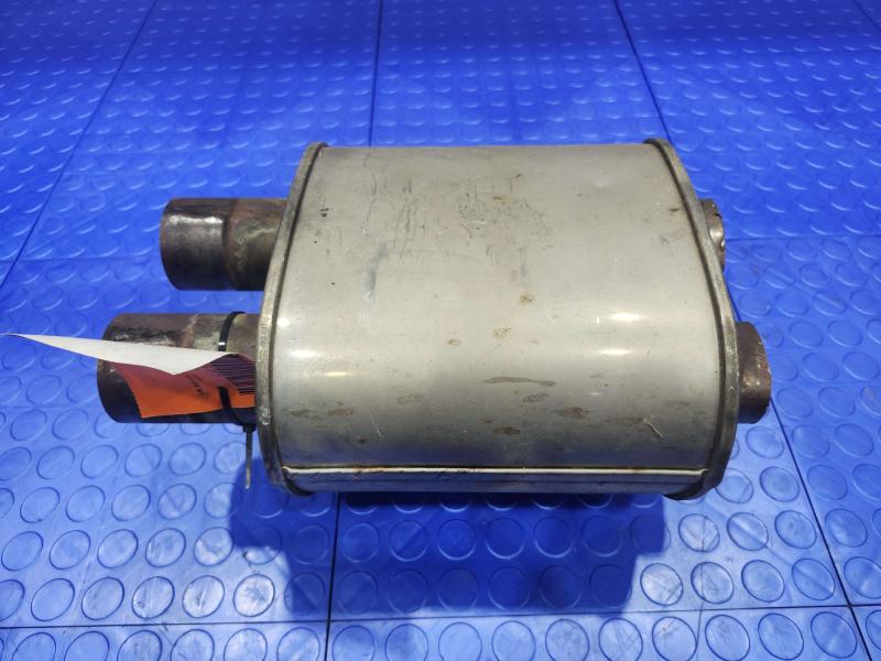 2015 Porsche Panamera Muffler