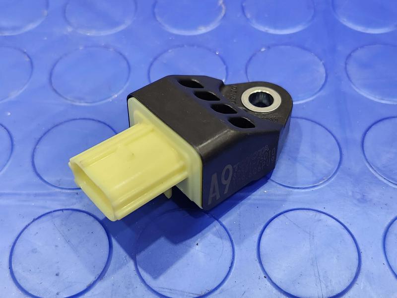 2013 Toyota Prius Misc Ebay Parts