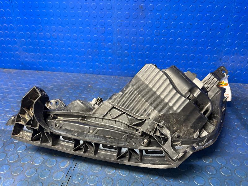 2009 Honda Fit Headlamp Assembly