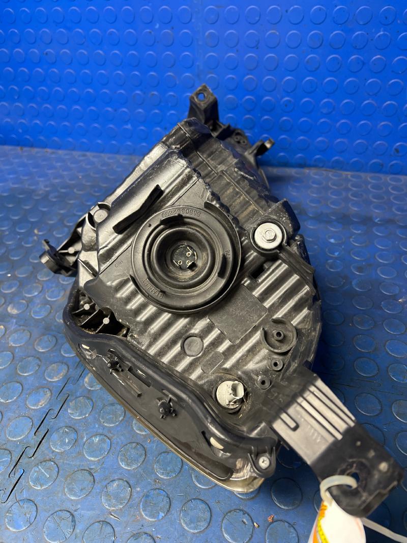2009 Honda Fit Headlamp Assembly