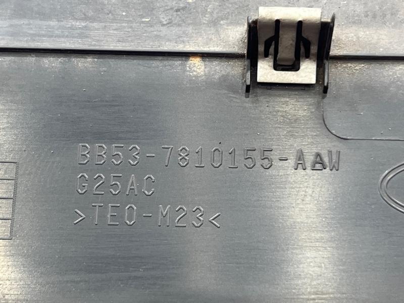 2011 Ford Explorer Rocker Moulding