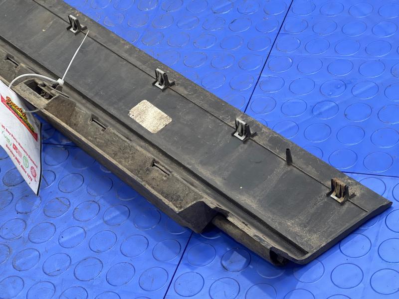 2011 Ford Explorer Rocker Moulding