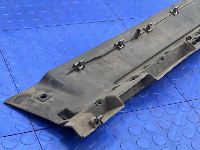 2011 Ford Explorer Rocker Moulding