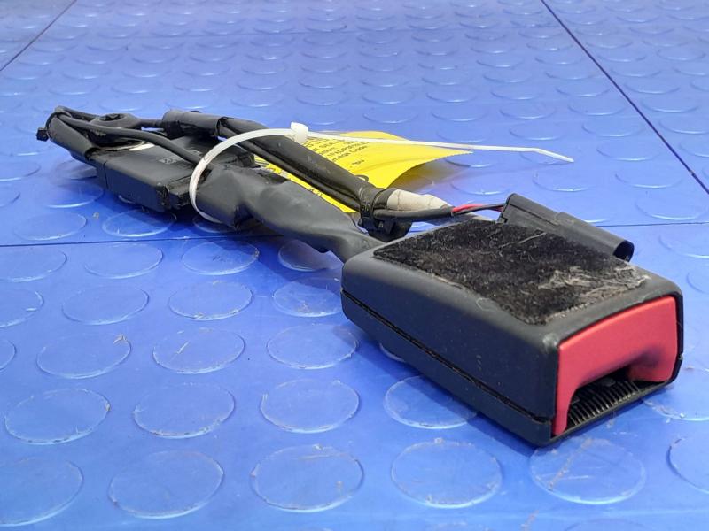 2018 Ford Focus Front Seat Belt