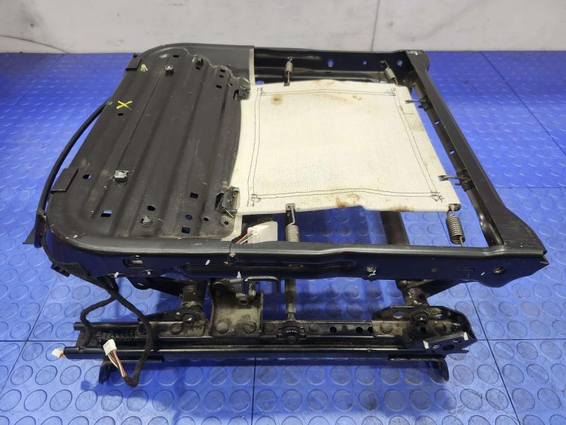2011 Maserati Quattroporte Seat Track