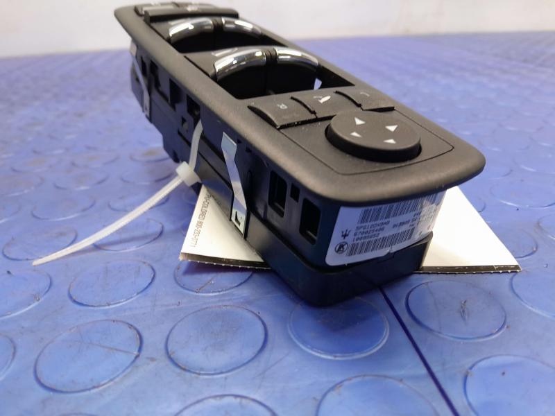 2018 Maserati Ghibli Door Switch Front
