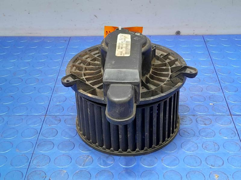 2013 Ford F-250 Super Duty Blower Motor