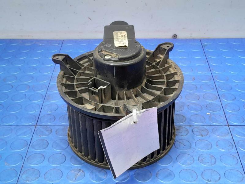 2013 Ford F-250 Super Duty Blower Motor