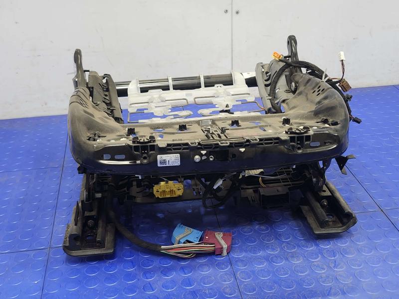 2017 Mercedes C-Class Seat Track