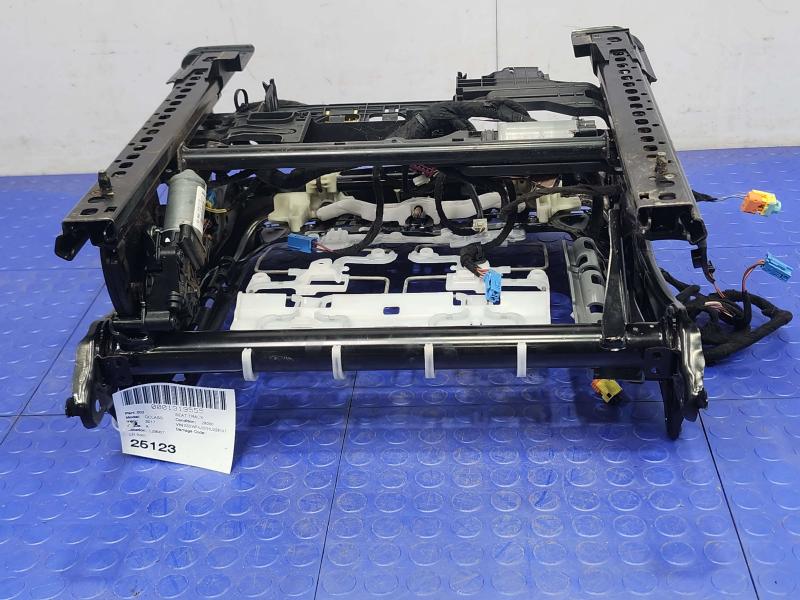 2017 Mercedes C-Class Seat Track