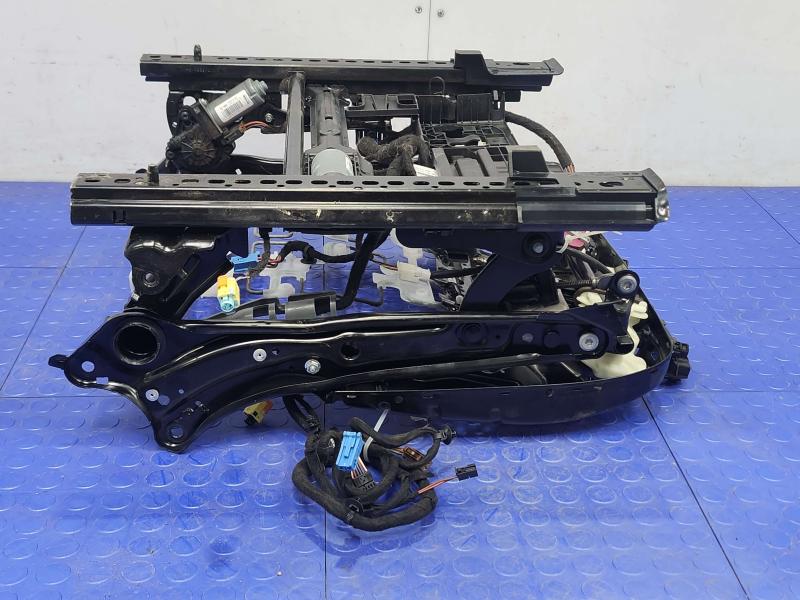 2017 Mercedes C-Class Seat Track