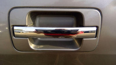 2000 - 2002 Isuzu Trooper Rear Door Handle Assembly RH Passenger Side OEM 8972909831