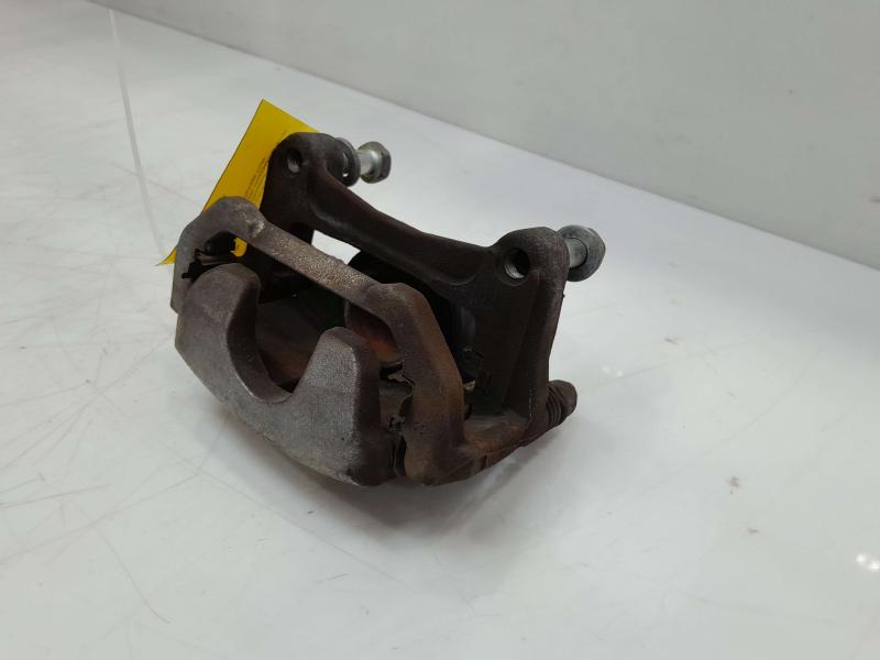 2016 Nissan Maxima Caliper