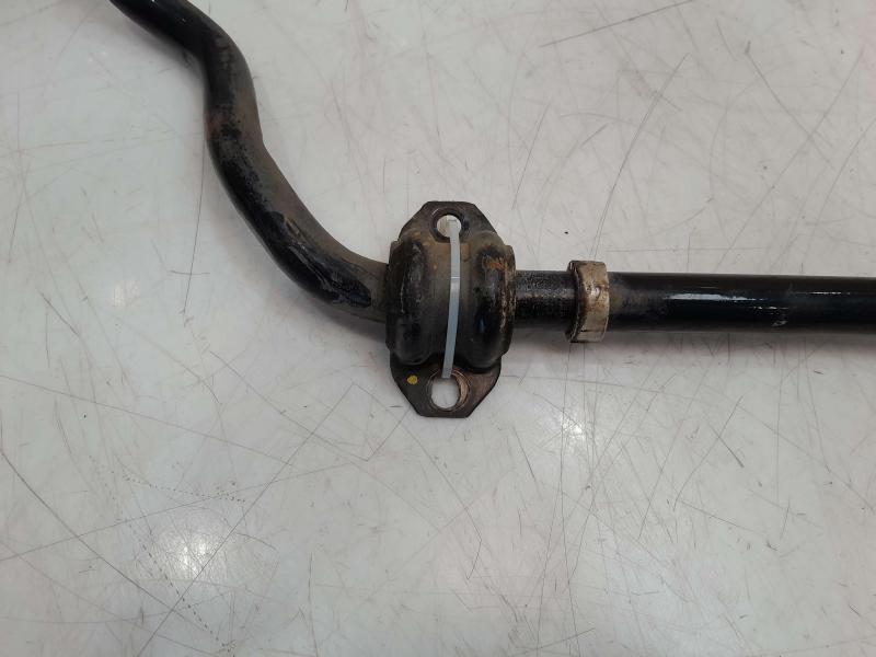 2009 - 2014 Hyundai Genesis Sedan Front Stabilizer Bar Swaybar OEM 548103M800