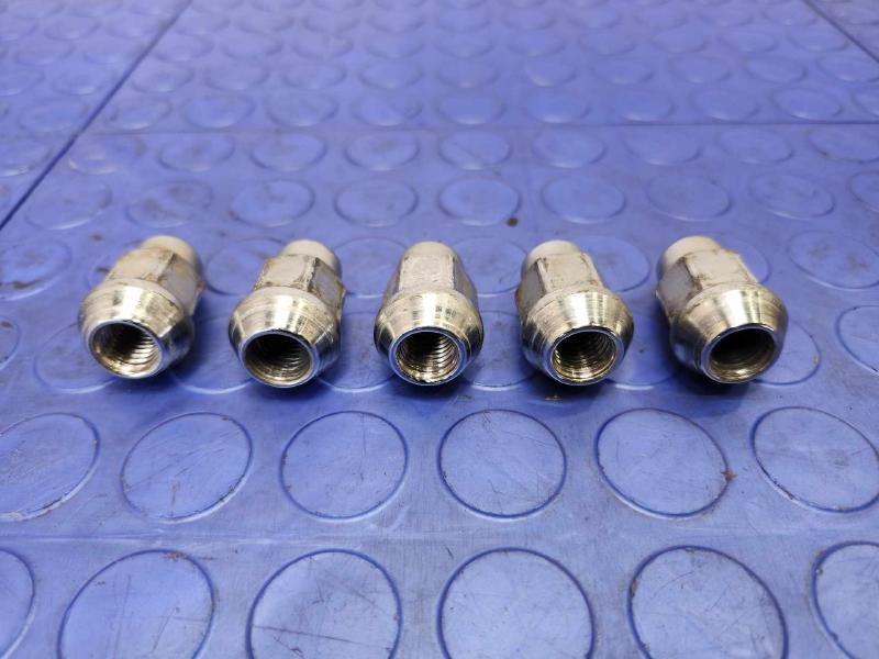 2014 Ford Fusion Lug Nuts