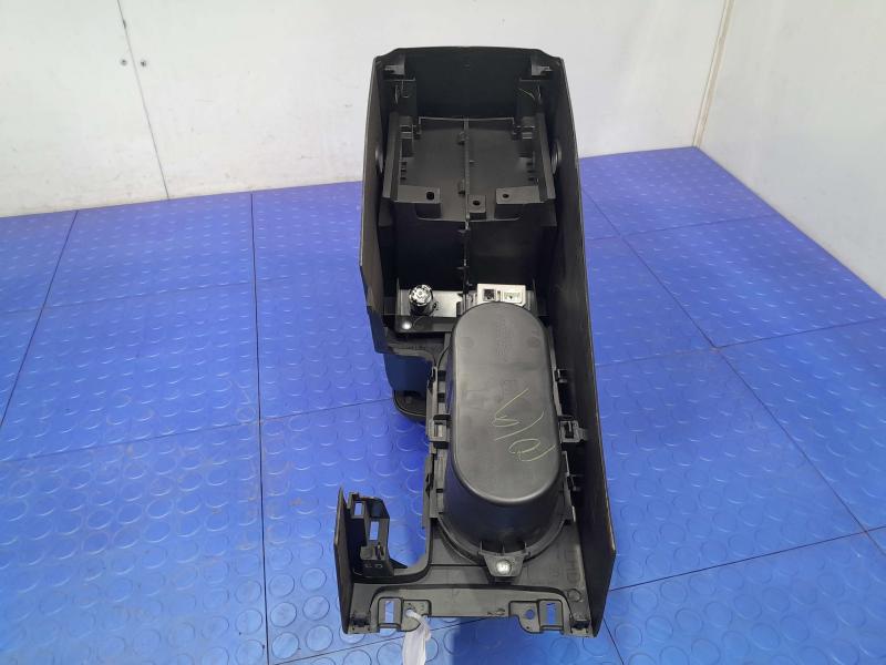 2014-2018 Subaru Forester Center Floor Console Assembly Black Leather OEM