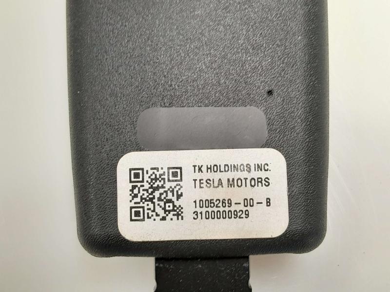 2013 Tesla Model S Rear Seat Belt