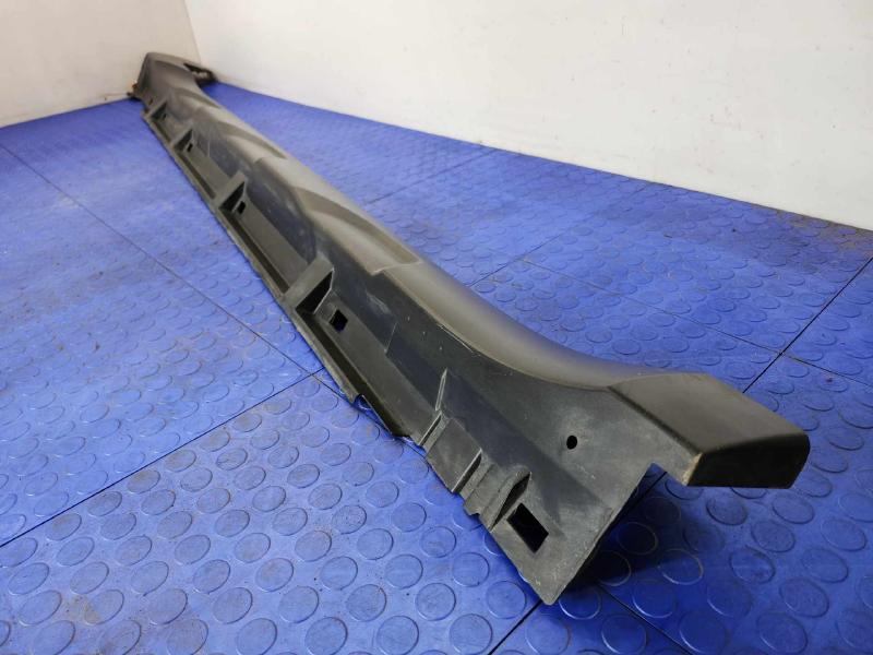 2018 Subaru Legacy Rocker Moulding