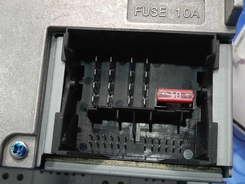 2006 Volkswagen Passat Audio & Visual Equip.(Radio)