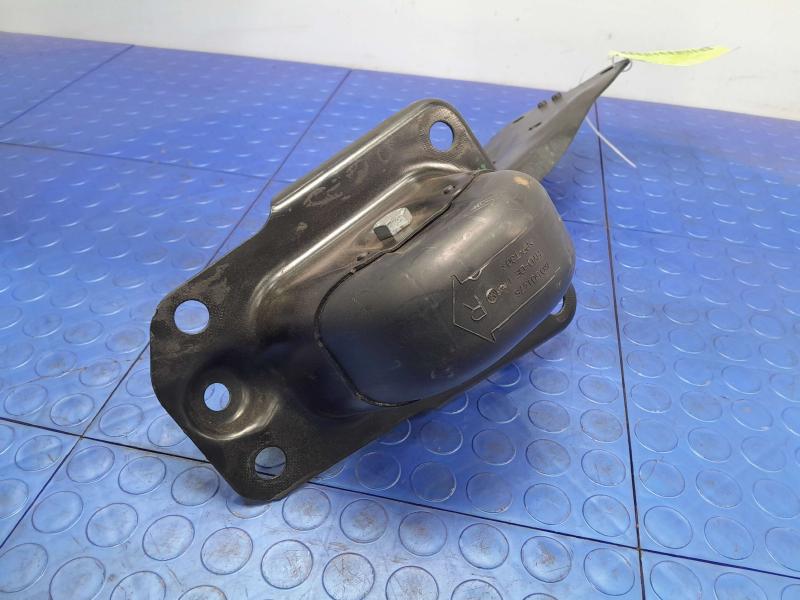 2016 Audi A3 Lower Control Arm Rr