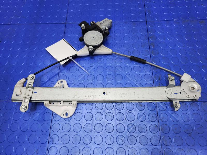 2018 Subaru Legacy Front Door Regulator