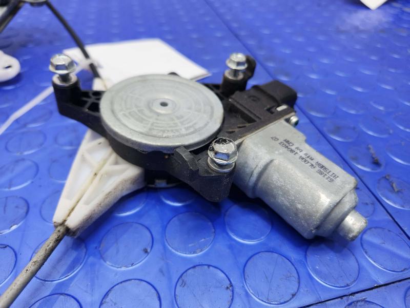 2018 Subaru Legacy Front Door Regulator