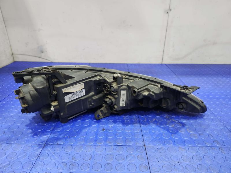 2015 Chrysler 200 Headlamp Assembly
