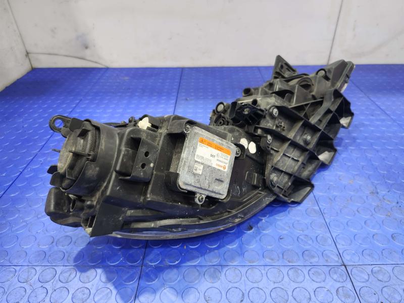 2015 Chrysler 200 Headlamp Assembly