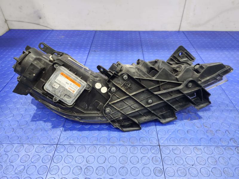 2015 Chrysler 200 Headlamp Assembly