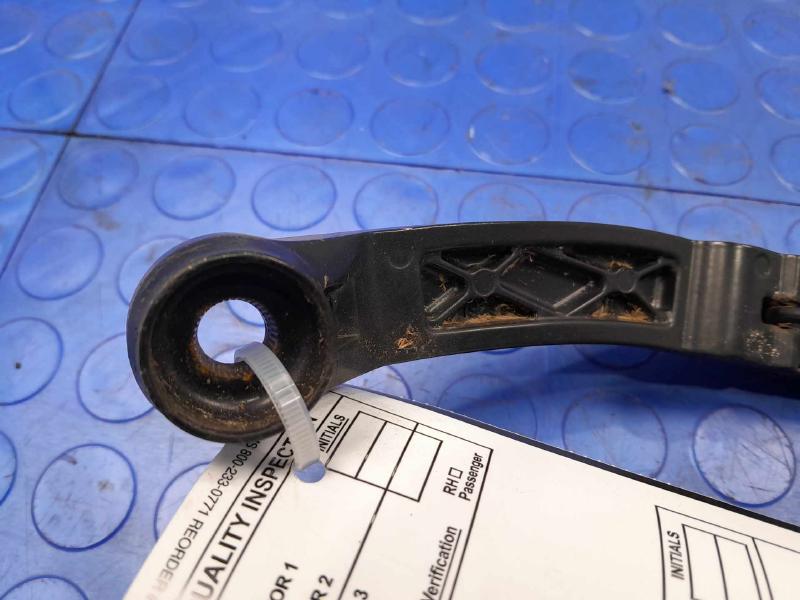 2020 Mitsubishi Outlander Sport Wiper Arm