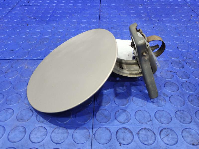 2010 Chevrolet Tahoe Fuel Tank Door