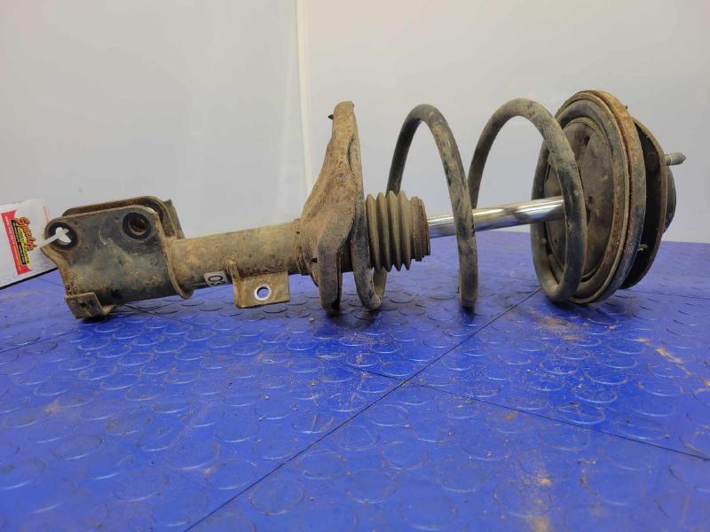 2000 Mitsubishi Eclipse Strut Assembly